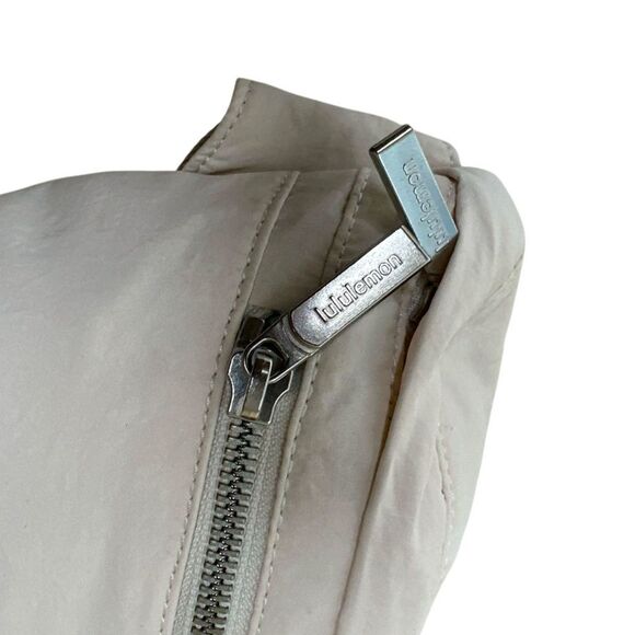 LULULEMON City Adventurer Cream Belt Bag 2.5L NWOT - Picture 7 of 16